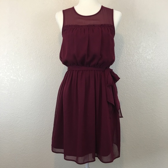LOFT Dresses & Skirts - Loft Sleeveless Burgundy Belted Dress sz 0
